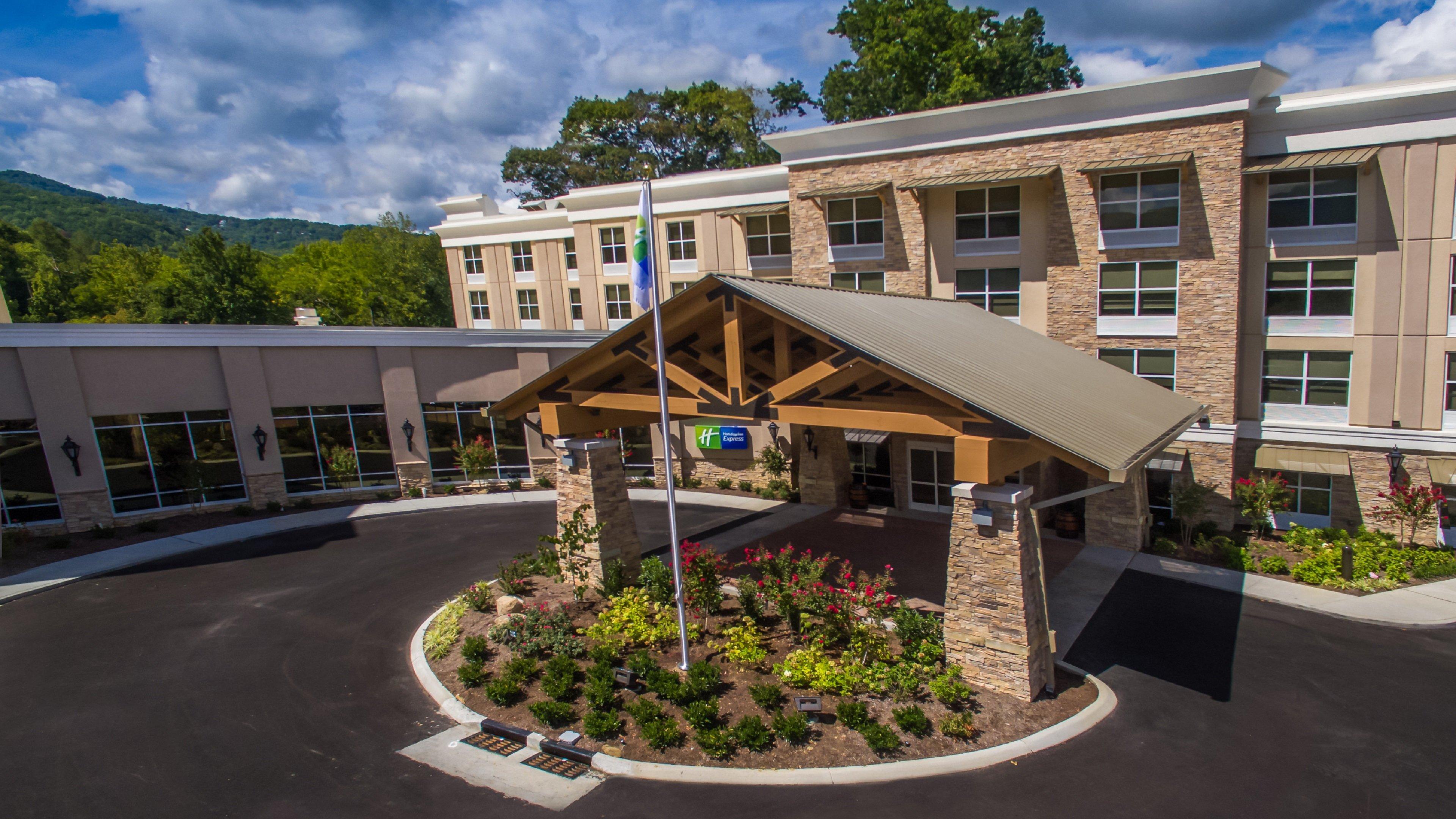 Holiday Inn Express Gatlinburg Downtown By Ihg Exterior foto