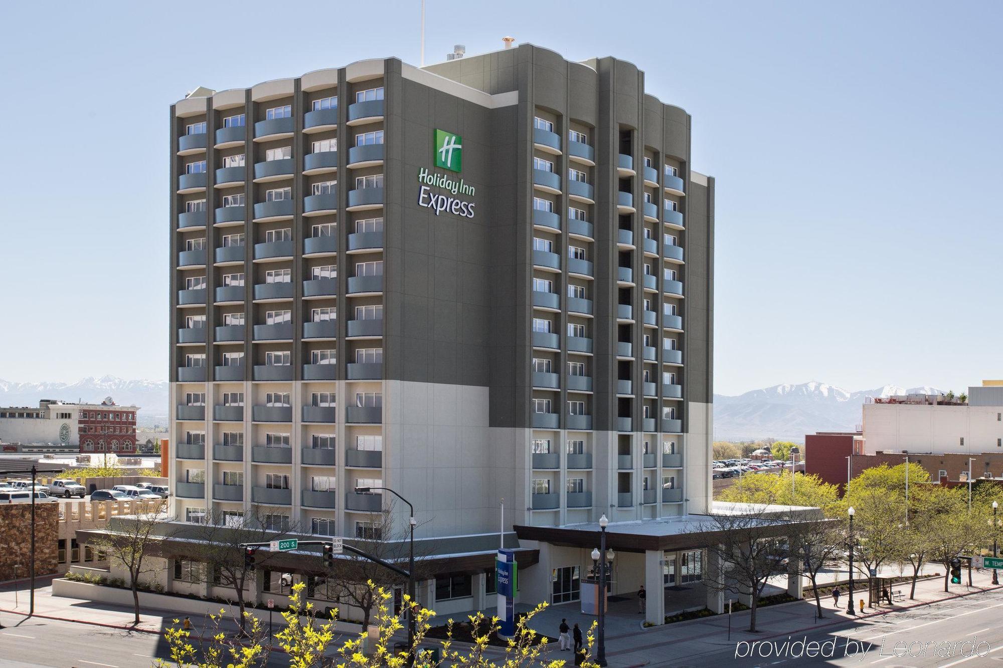 Holiday Inn Express Gatlinburg Downtown By Ihg Exterior foto